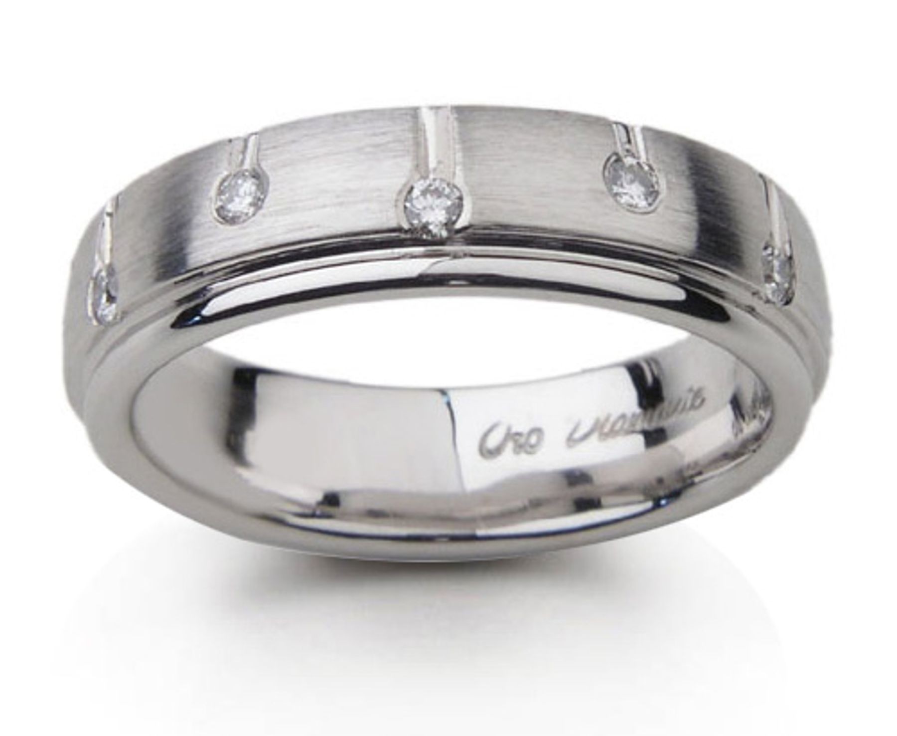 platinum diamond rings. diamond wedding rings. diamond anniversary bands