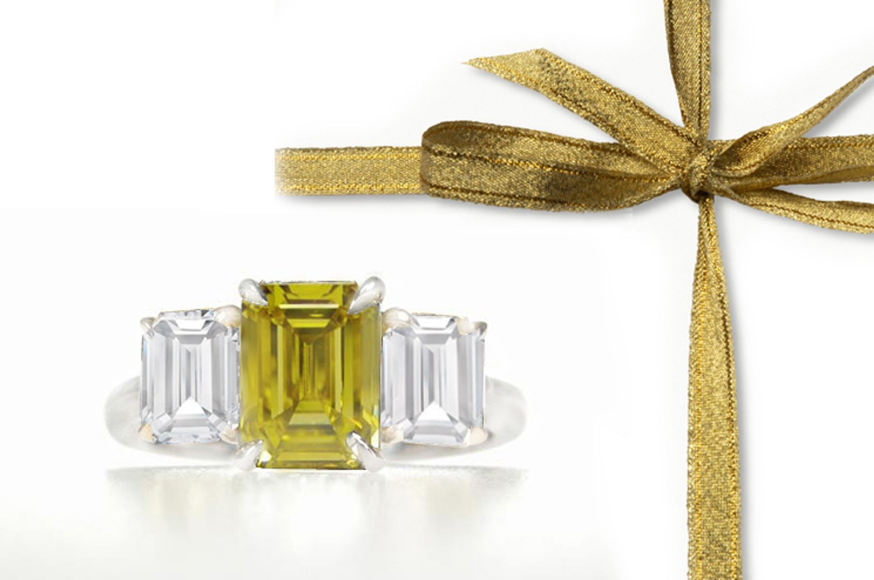 Square Yellow Sapphire with Fancy Diamonds in 14k White Gold Sapphire Diamond Ring (5 mm)