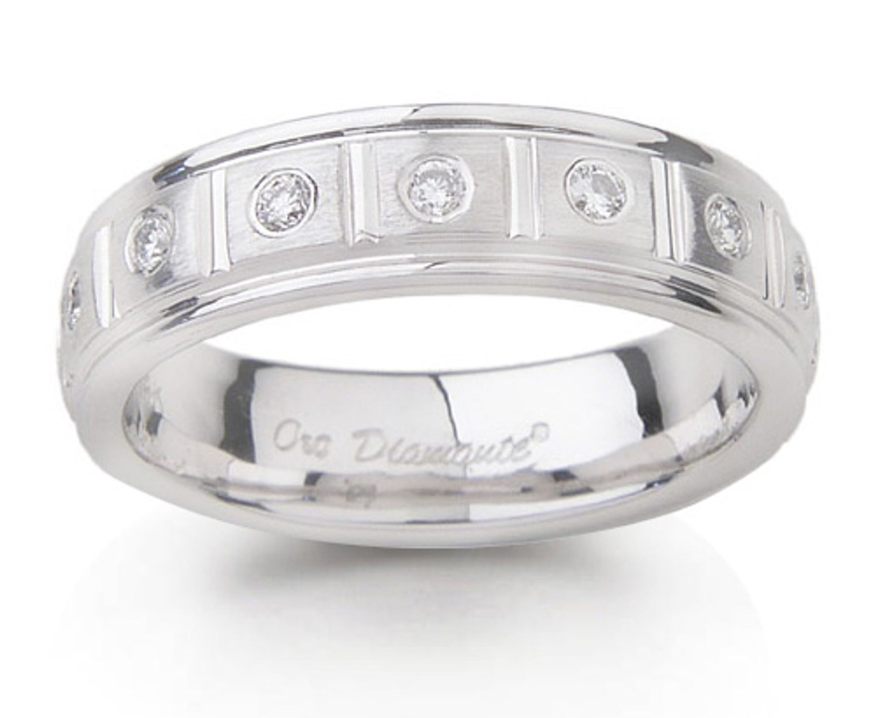 platinum diamond rings. diamond wedding rings. diamond anniversary bands