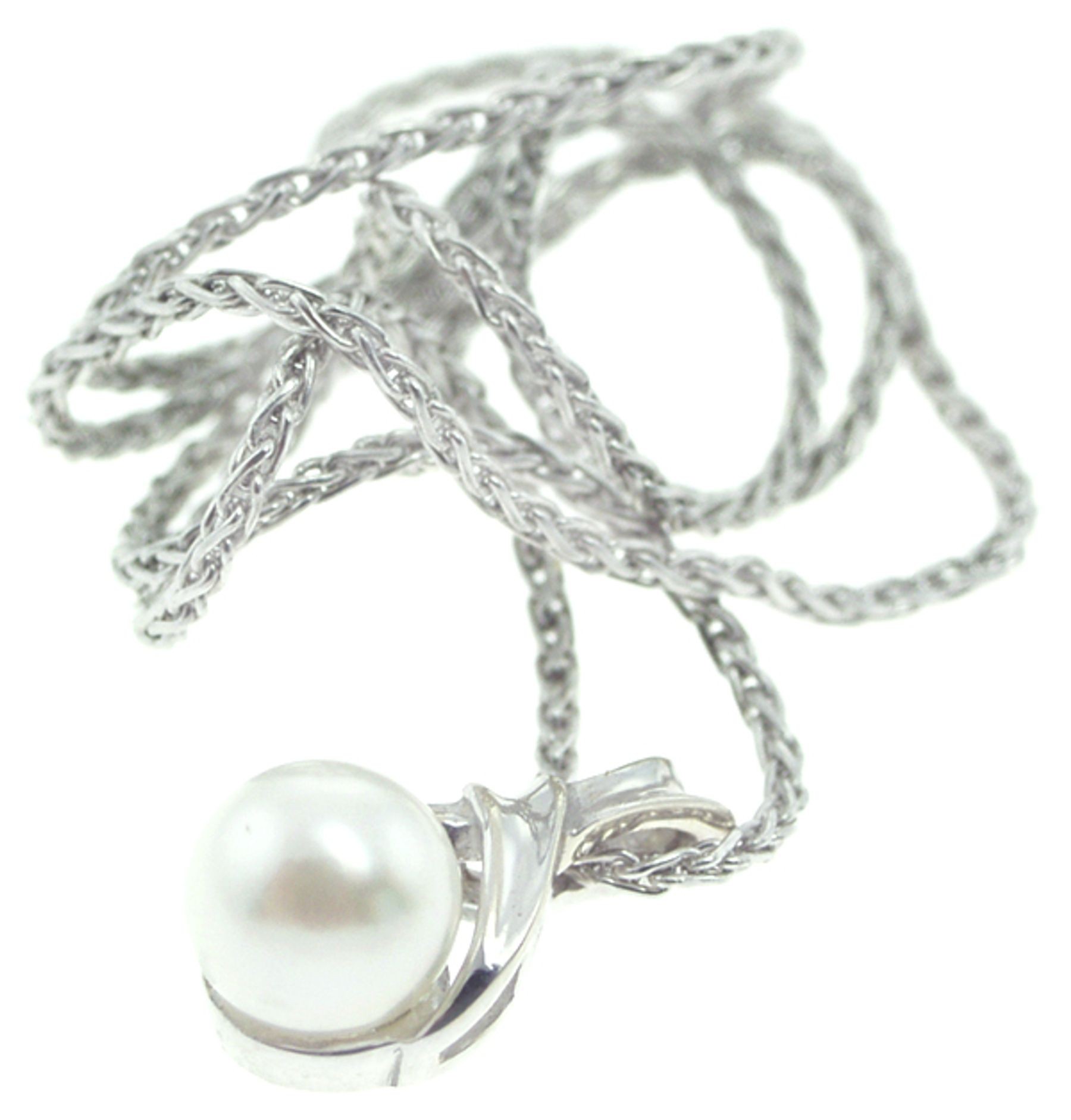 Platinum pearl pendants