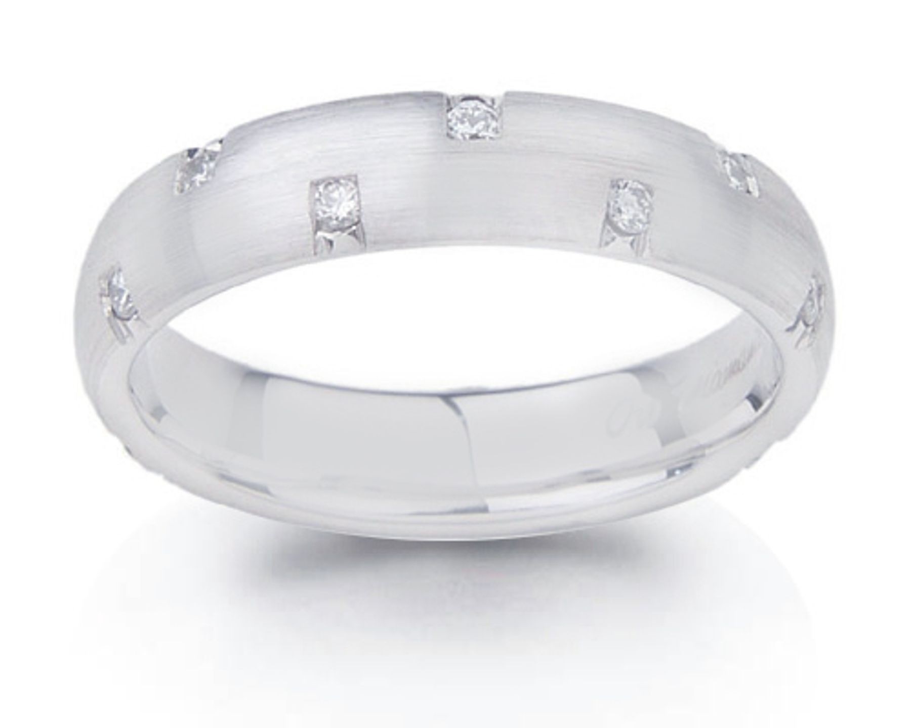  Platinum Flat Comfort Diamond Ring with Round Diamonds
