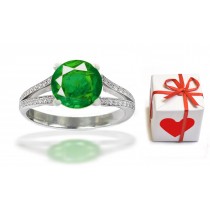 Spectacle of Gemstones: Twisted Shank Pave Set Diamond & Center Round Emerald Ring