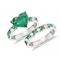 Handcrafted Heart Diamond & Round Green Emerald Bridal Set