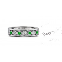 Elegant: New Sparkling Designer Emerald Diamond Eternity Bubble Band