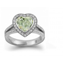Heart Green Diamond Designer Ring