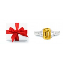 Emerald-Cut Yellow Sapphire with Fancy Diamonds in 14k White Gold Diamond Ring (6x4 mm)