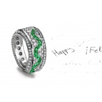 EXCLUSIVE STYLE: 6 mm Wide Micropave Emerald & Diamond Single Wave Band in Platinum