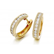 14k Yellow Gold Studs with Round Diamonds.