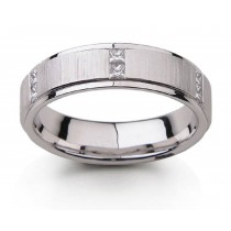 Platinum Comfort Fit Diamond Ring with Princess Cut Diamonds