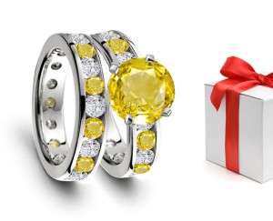 Exceptional: Beautiful Yellow Sapphire & Diamond Engagement & Wedding Rings