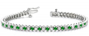 Circles of Emerald & Diamond Link Bracelet