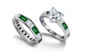 Heart Diamond & Baguette Diamond & Emerald Engagement Ring & Matching Platinum Wedding Band