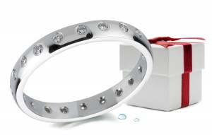 Eternity Ring: Platinum Diamond Ring Burnish Set with Round Diamonds