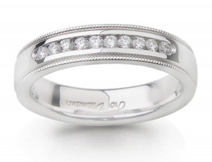 Platinum Comfort Fit Diamond Ring with Round Diamonds