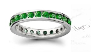 Pure & Bright: Classic & Vibrant Entire Round Emerald Full Circle Eternity Ring in platinum